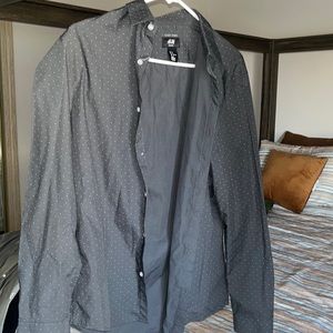 H&M Men’s Gray button down